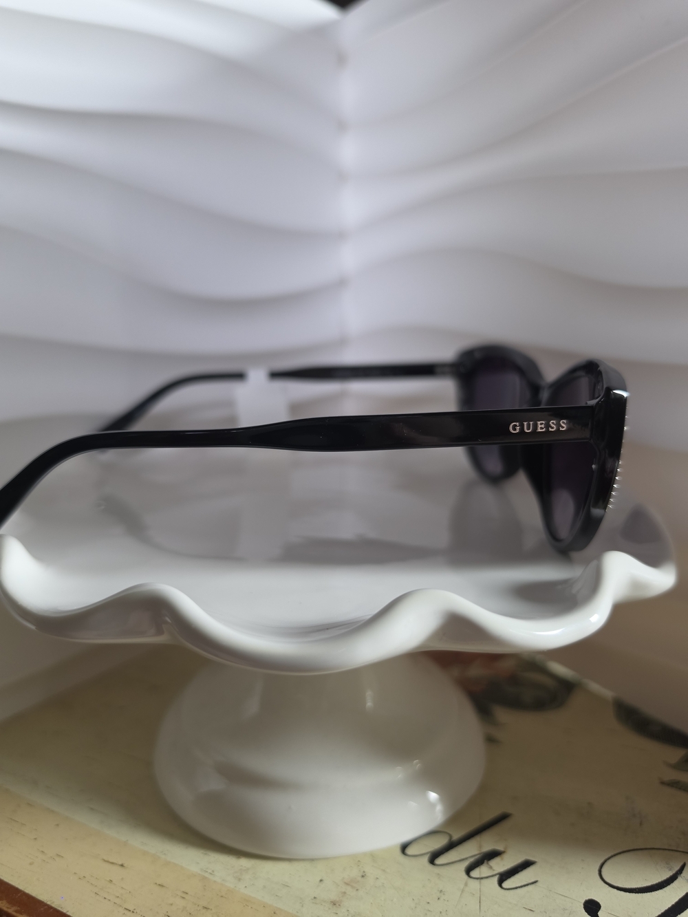GUESS Black Cat Eye Sunglasses with Rhinestone Detail - Picture 5 of 7